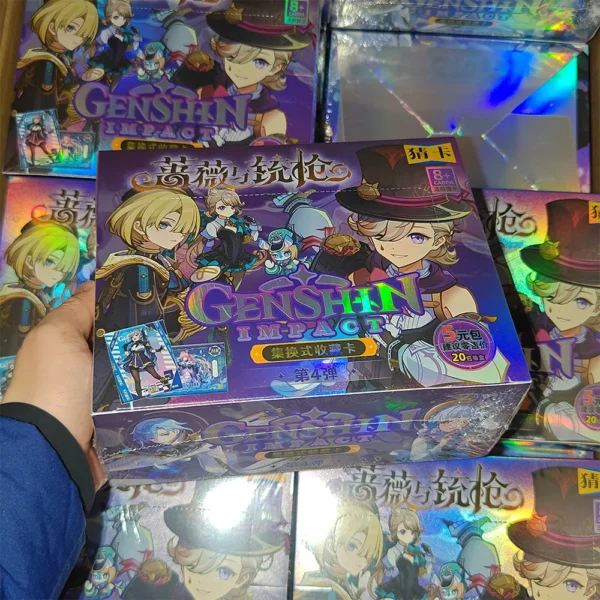 Une boîte de cartes Genshin Cards Impact Série 4, illustrant un personnage du jeu vidéo Genshin Impact sur l'emballage, avec des designs colorés.